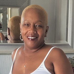 Meet your Posher, Teazha